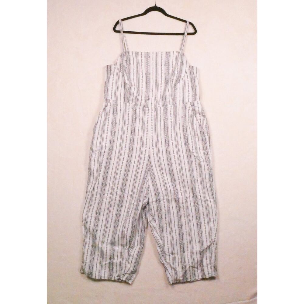 Old Navy Printed Linen Blend Jumpsuit Size XXL Black & White Striped Cropped